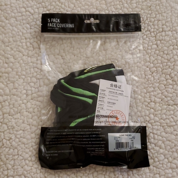 NEW "I Love The 90s" 5pk Face Coverings with Five Different Designs 550 - Picture 5 of 5